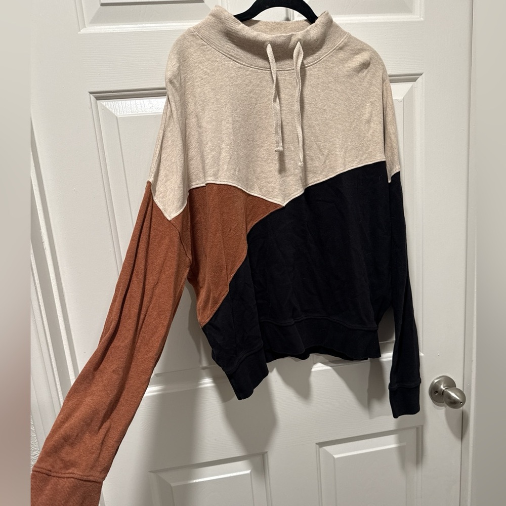 Pact Cream and Brown Boxy Polo Sweatshirt